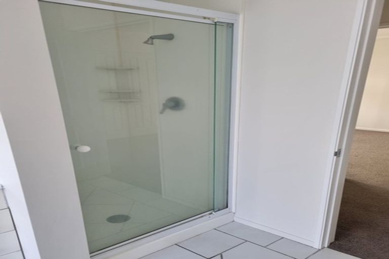 Photo of property in 1/7 Thurston Place, Bucklands Beach, Auckland, 2012