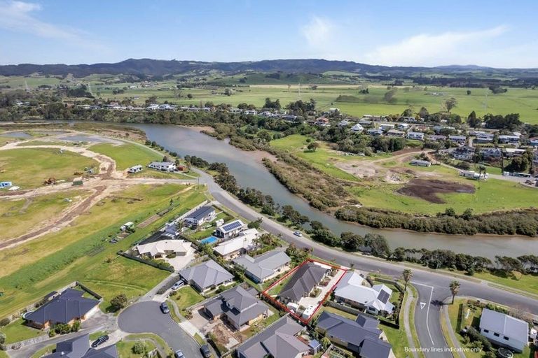 Photo of property in 109 Tamure Place, Ruakaka, 0116