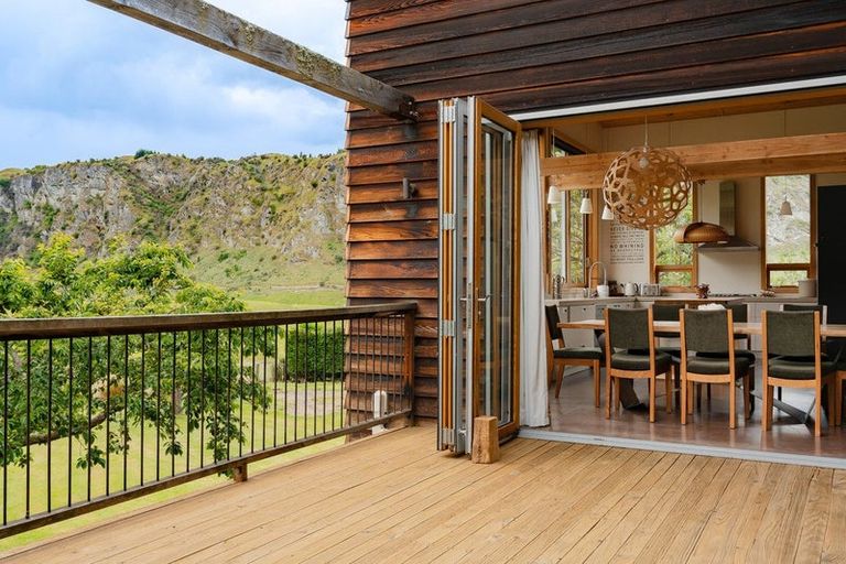 Photo of property in 17 Littles Road, Coronet Peak, Queenstown, 9371