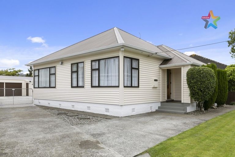 Photo of property in 3 Pilcher Crescent, Naenae, Lower Hutt, 5011