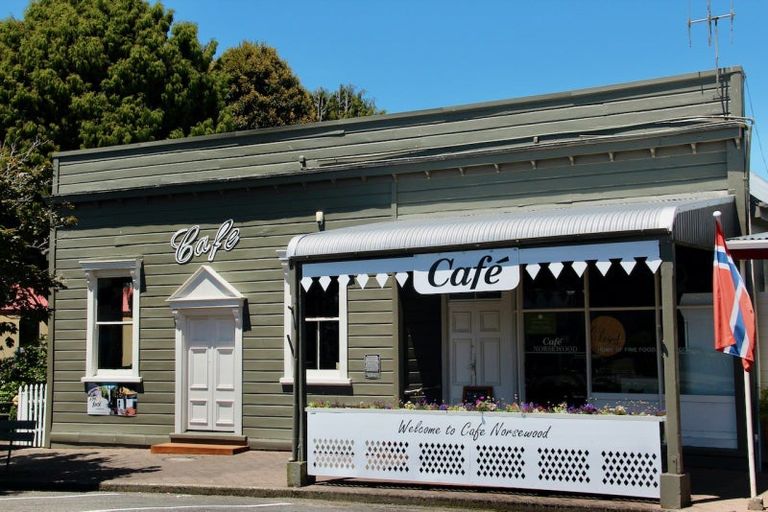 Photo of property in 90 Hovding Street, Norsewood, 4974