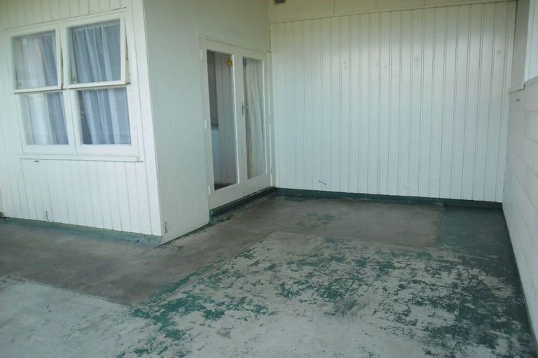 Photo of property in 2/50 Exeter Crescent, Pirimai, Napier, 4112