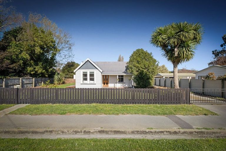 Photo of property in 10 Saint James Street, Southbridge, 7602