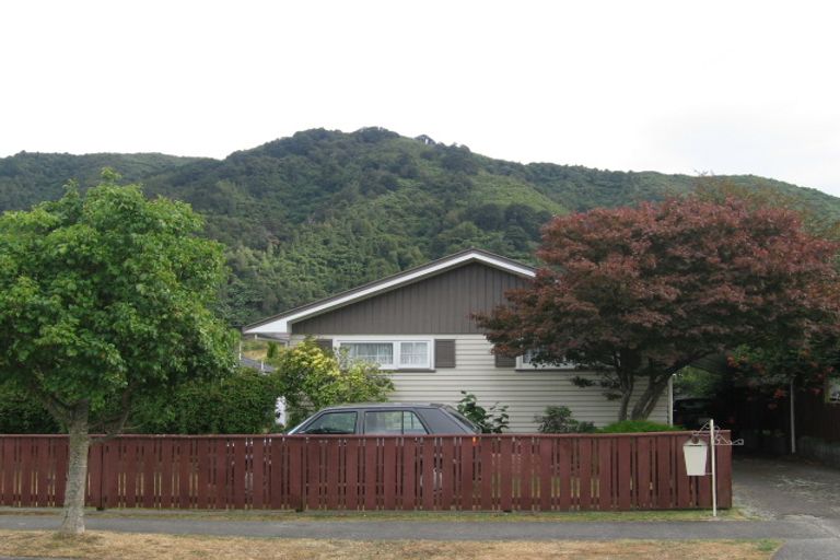 Photo of property in 94 Pasadena Crescent, Totara Park, Upper Hutt, 5018