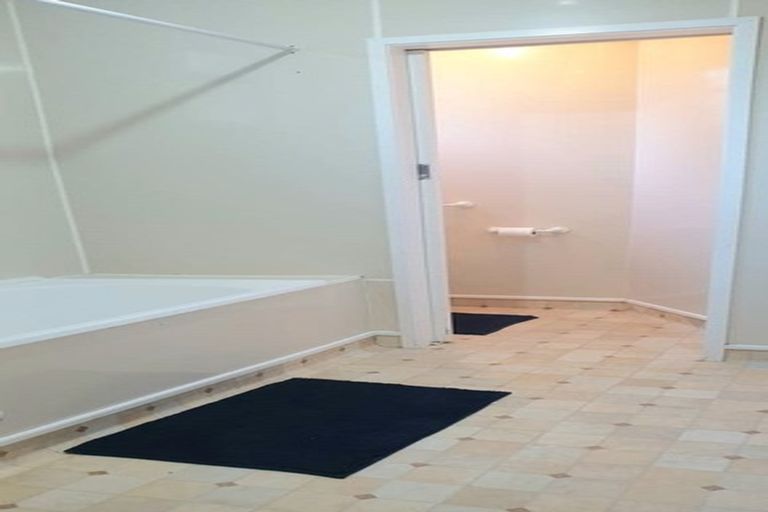 Photo of property in 22 Locking Street, Nelson South, Nelson, 7010