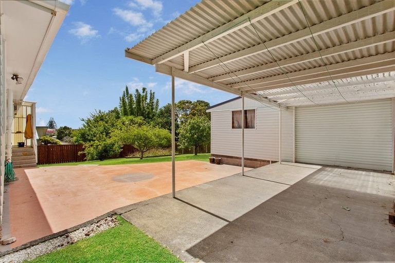 Photo of property in 11 Milich Terrace, Te Atatu South, Auckland, 0610