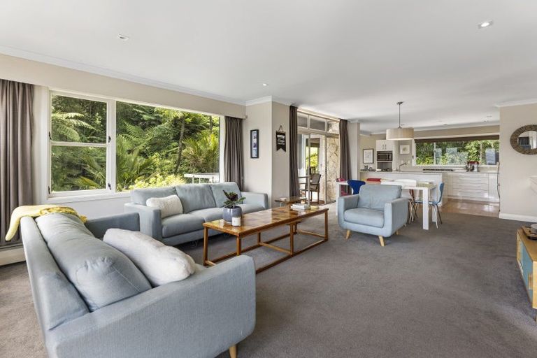 Photo of property in 212a Whites Line East, Waiwhetu, Lower Hutt, 5010