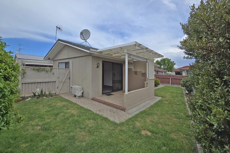 Photo of property in 56 Avondale Road, Taradale, Napier, 4112