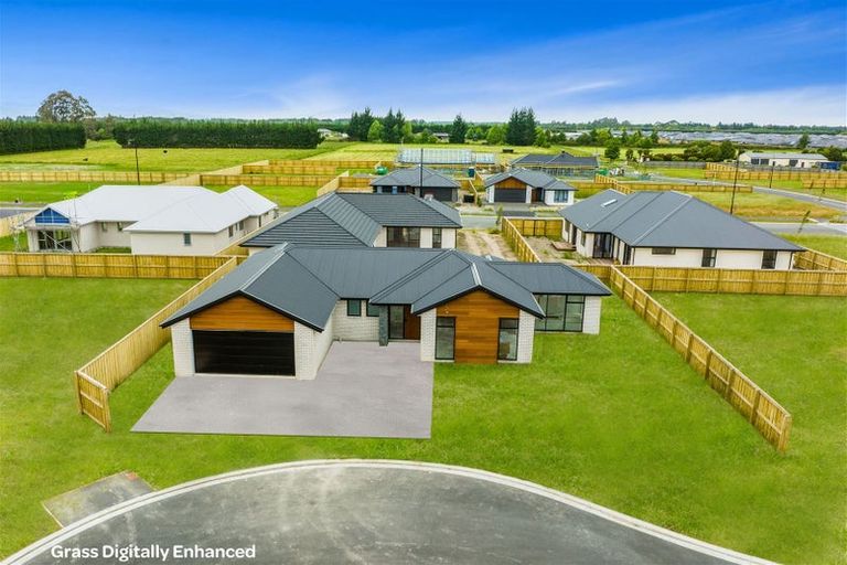 Photo of property in 8 Ivan Mauger Place, Rolleston, 7615