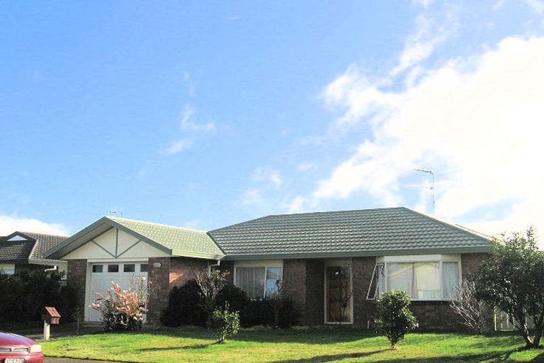 Photo of property in 6 Sunburst Court, Paraparaumu Beach, Paraparaumu, 5032