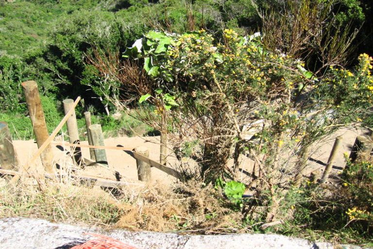 Photo of property in 141 Nicholson Road, Khandallah, Wellington, 6035