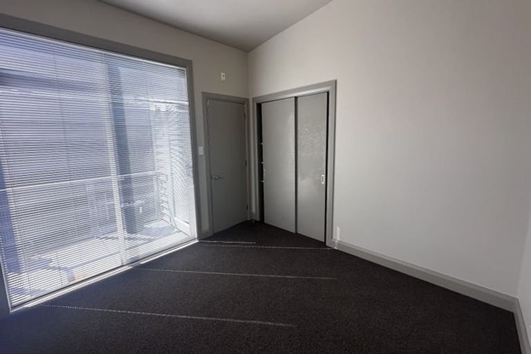 Photo of property in 98 Riddiford Street, Newtown, Wellington, 6021