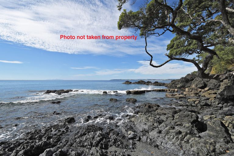 Photo of property in 42 Wonderview Road, Leigh, 0985