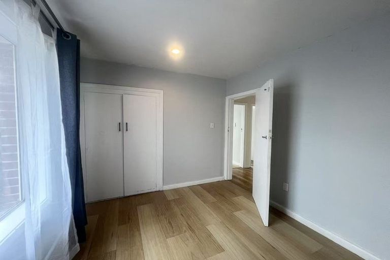 Photo of property in 60 Peer Street, Upper Riccarton, Christchurch, 8041