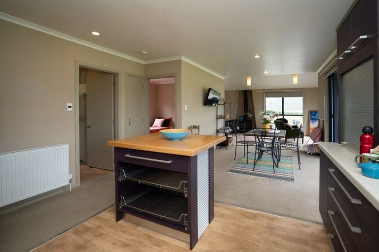 Photo of property in 139 Te Mahoe Road, Mokau, 4376