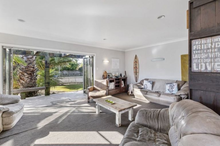 Photo of property in 17 Kingsway Crescent, Forest Lake, Hamilton, 3200