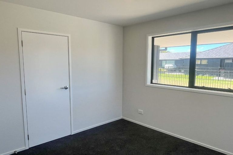 Photo of property in 21 Storr Close, Halswell, Christchurch, 8025