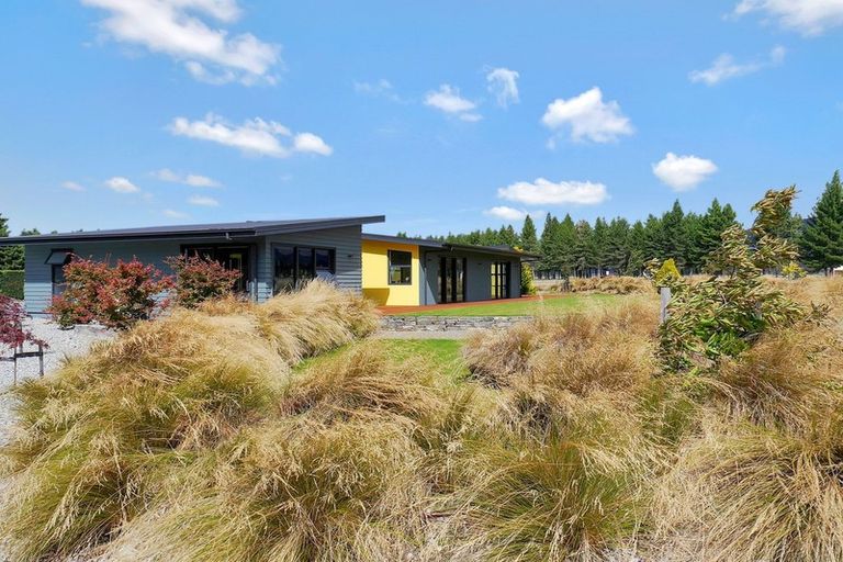 Photo of property in 207 Glen Lyon Road, Twizel, 7901