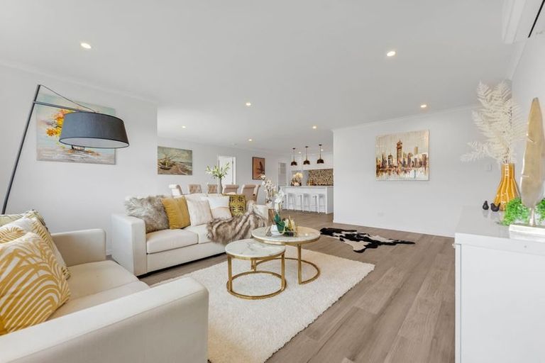 Photo of property in 8 Clendon Court, Pokeno, 2402