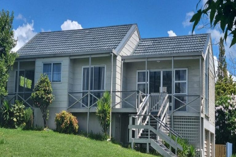 Photo of property in 2 Hinau Street, Pukehangi, Rotorua, 3015