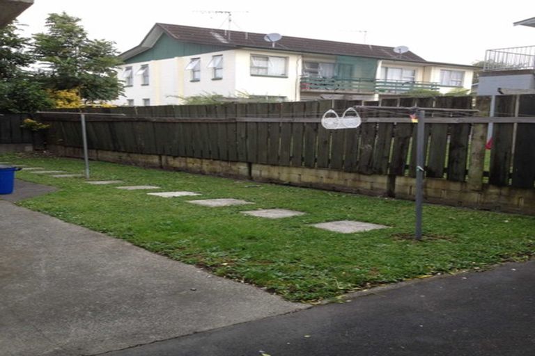 Photo of property in 4/4 Wha Street, Frankton, Hamilton, 3204