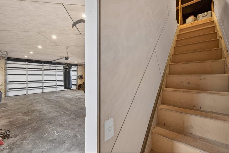 Photo of property in 1 Vahsel Bay, Wigram, Christchurch, 8025