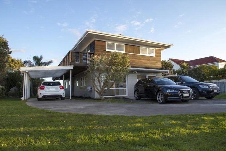 Photo of property in 58 Sartors Avenue, Browns Bay, Auckland, 0630