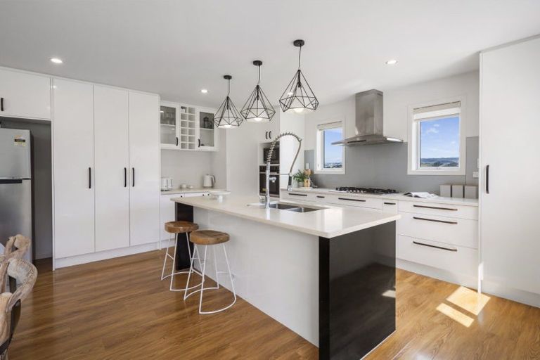 Photo of property in 24 Gyle Place, Pyes Pa, Tauranga, 3112