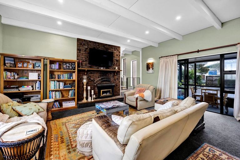 Photo of property in 35 Brown Street, Inglewood, 4330