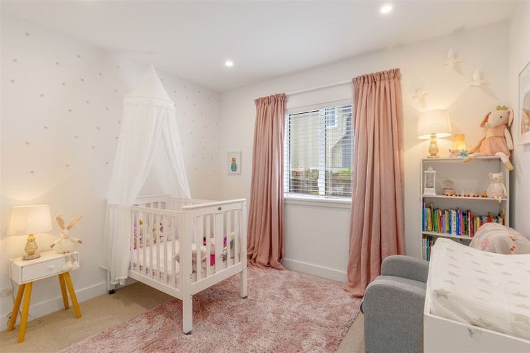 Photo of property in 19 Hawthorne Street, Strowan, Christchurch, 8052