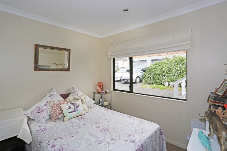 Photo of property in 8a Stembridge Avenue, Pukekohe, 2120