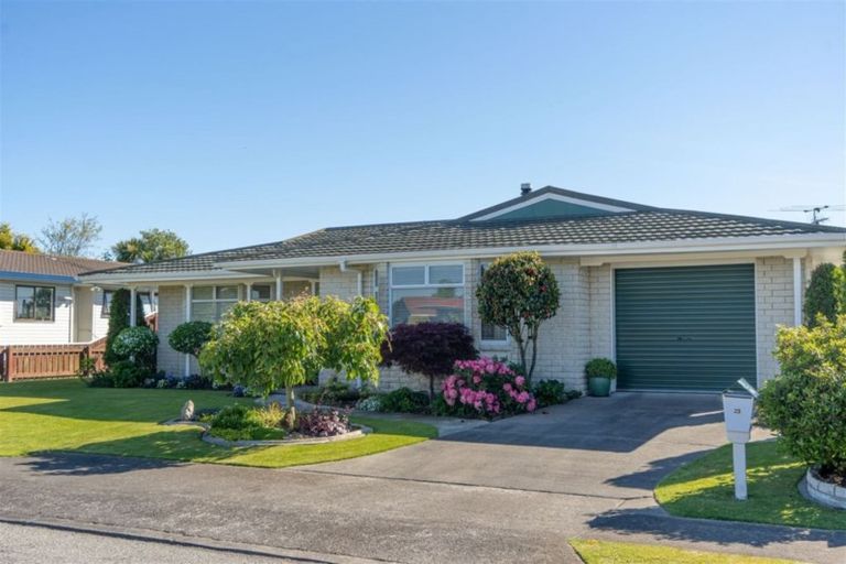Photo of property in 23 Lowes Place, Solway, Masterton, 5810