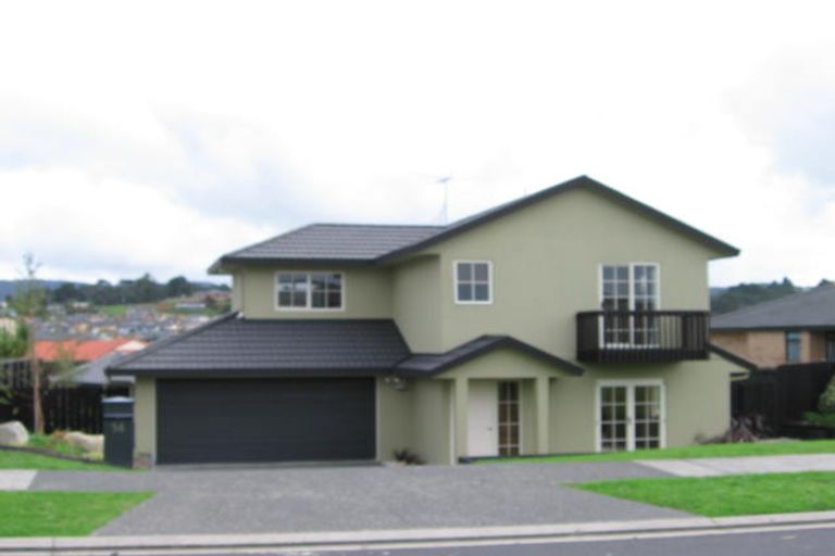 Photo of property in 14 Brittany Drive, Henderson, Auckland, 0612