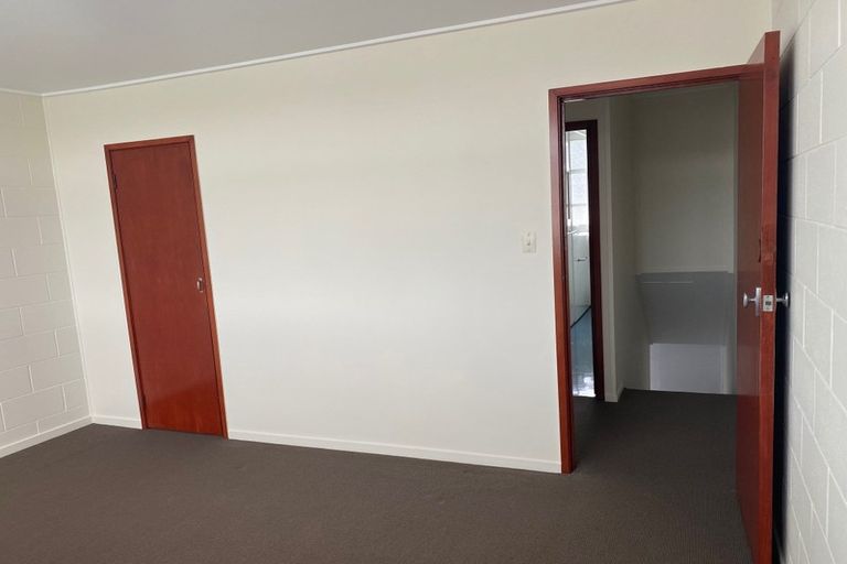 Photo of property in 9 Esplanade Road, Mount Eden, Auckland, 1024