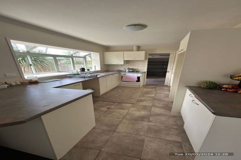 Photo of property in 6 Kaimoana Street, Weymouth, Auckland, 2103