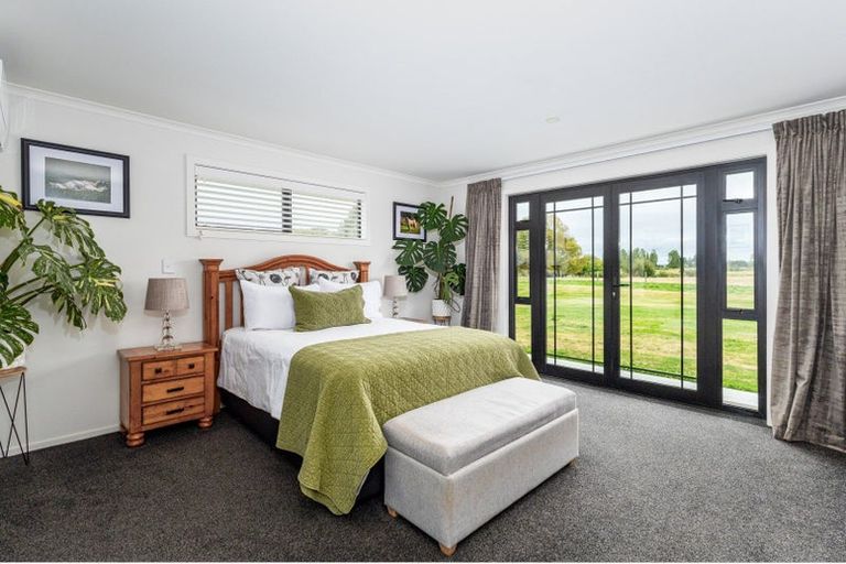 Photo of property in 21 Grange Settlement Road, Temuka, 7920