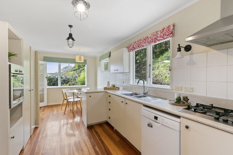 Photo of property in 31 Edgeware Road, Wilton, Wellington, 6012