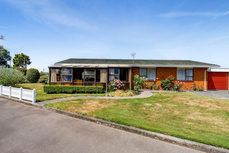 Photo of property in 301a South Road, Hawera, 4610