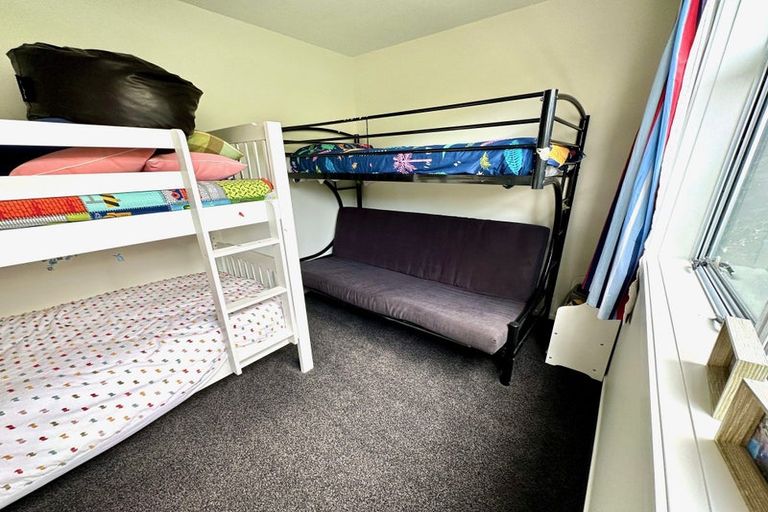 Photo of property in 32 Esplanade, Kaka Point, Balclutha, 9271