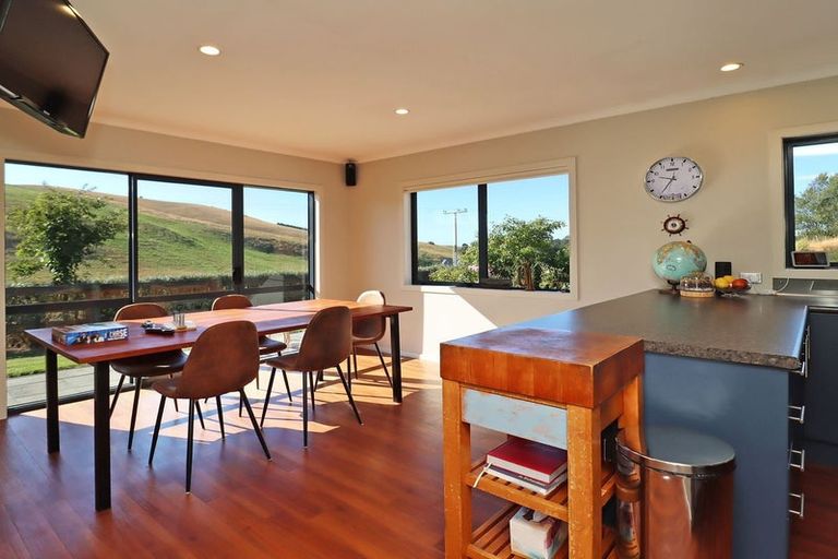 Photo of property in 2 Jessop Street, South Hill, Oamaru, 9400