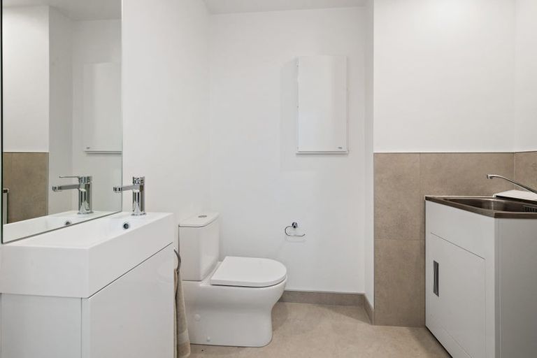Photo of property in 29 Nga Pona Toru Road, Flat Bush, Auckland, 2019