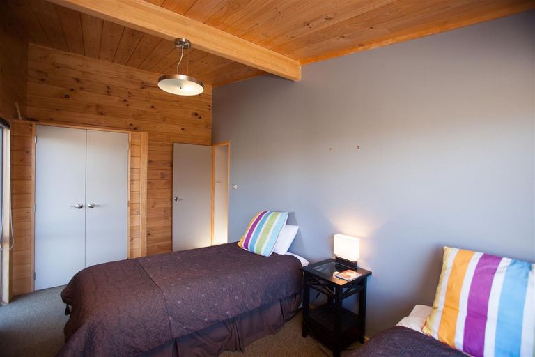 Photo of property in 6 Sams Place, Lake Tekapo, 7999