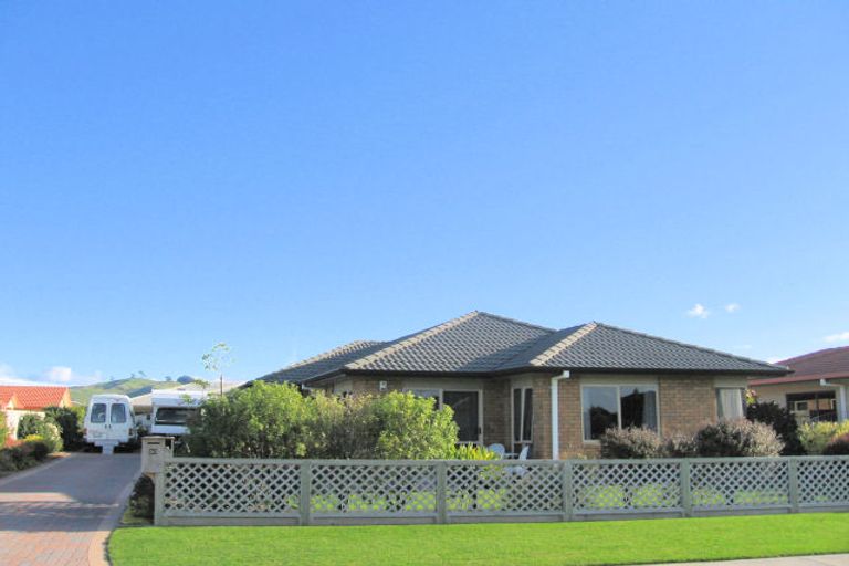 Photo of property in 50 Katerini Grove, Papamoa Beach, Papamoa, 3118