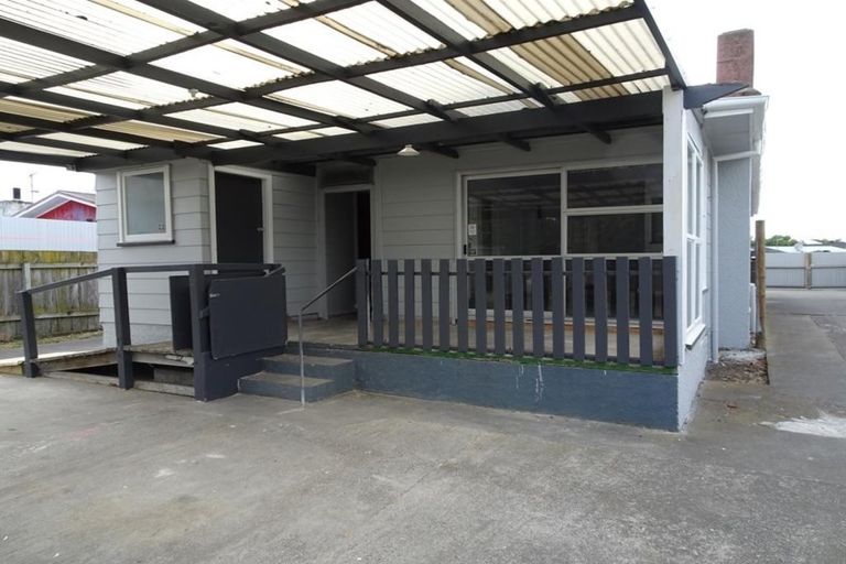 Photo of property in 409 Kotuku Street, Camberley, Hastings, 4120
