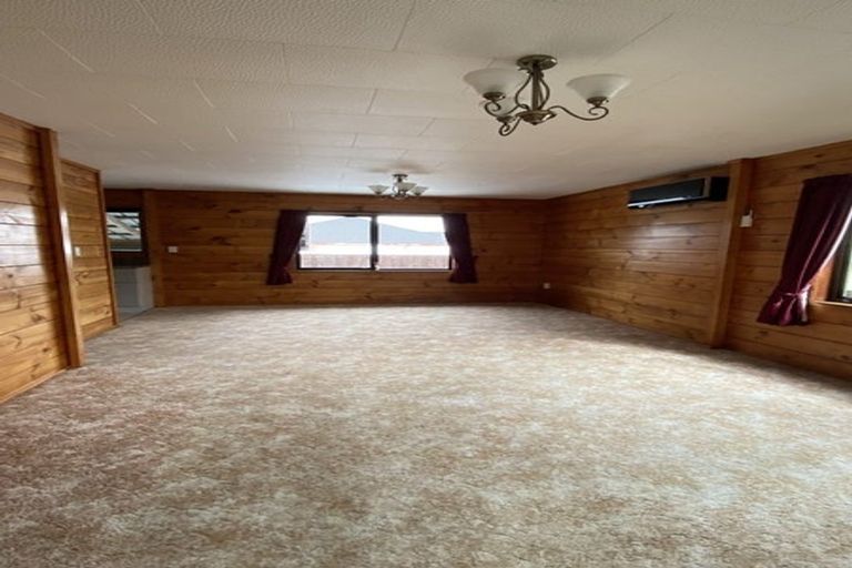 Photo of property in 3a Mountain Road, Morningside, Whangarei, 0110