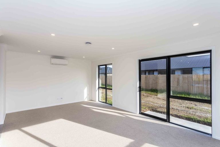 Photo of property in 49 Woodville Street, Edgeware, Christchurch, 8013