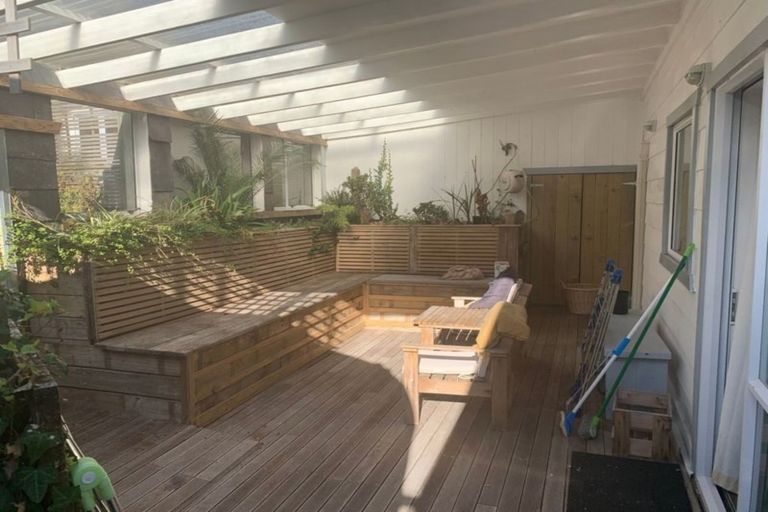 Photo of property in 140 Attwood Road, Paremoremo, Auckland, 0632