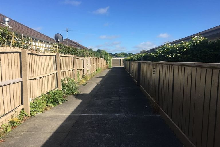 Photo of property in 2/25 Office Road, Merivale, Christchurch, 8014