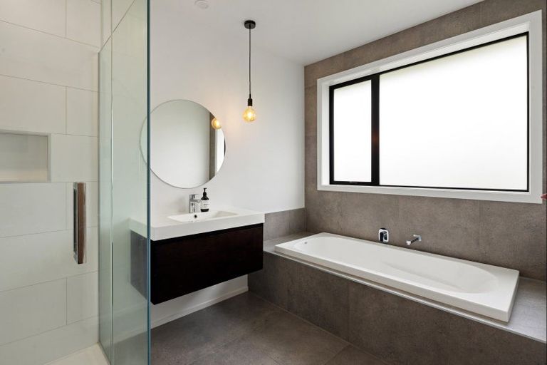 Photo of property in 7 Moemoea Place, Cambridge, 3434