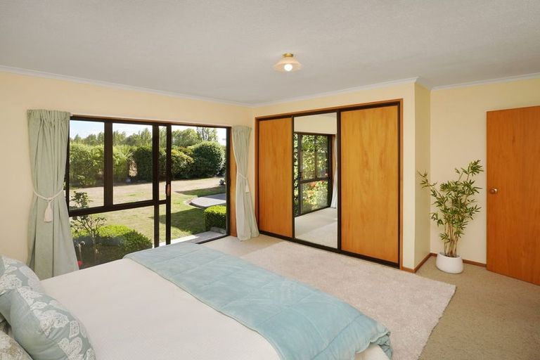 Photo of property in 10 Roydon Drive, Templeton, Christchurch, 8042